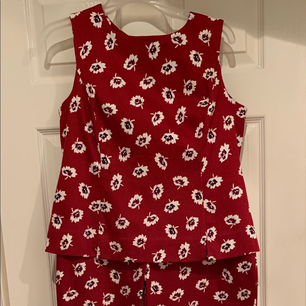 Two piece summer crop pants and tank style top set